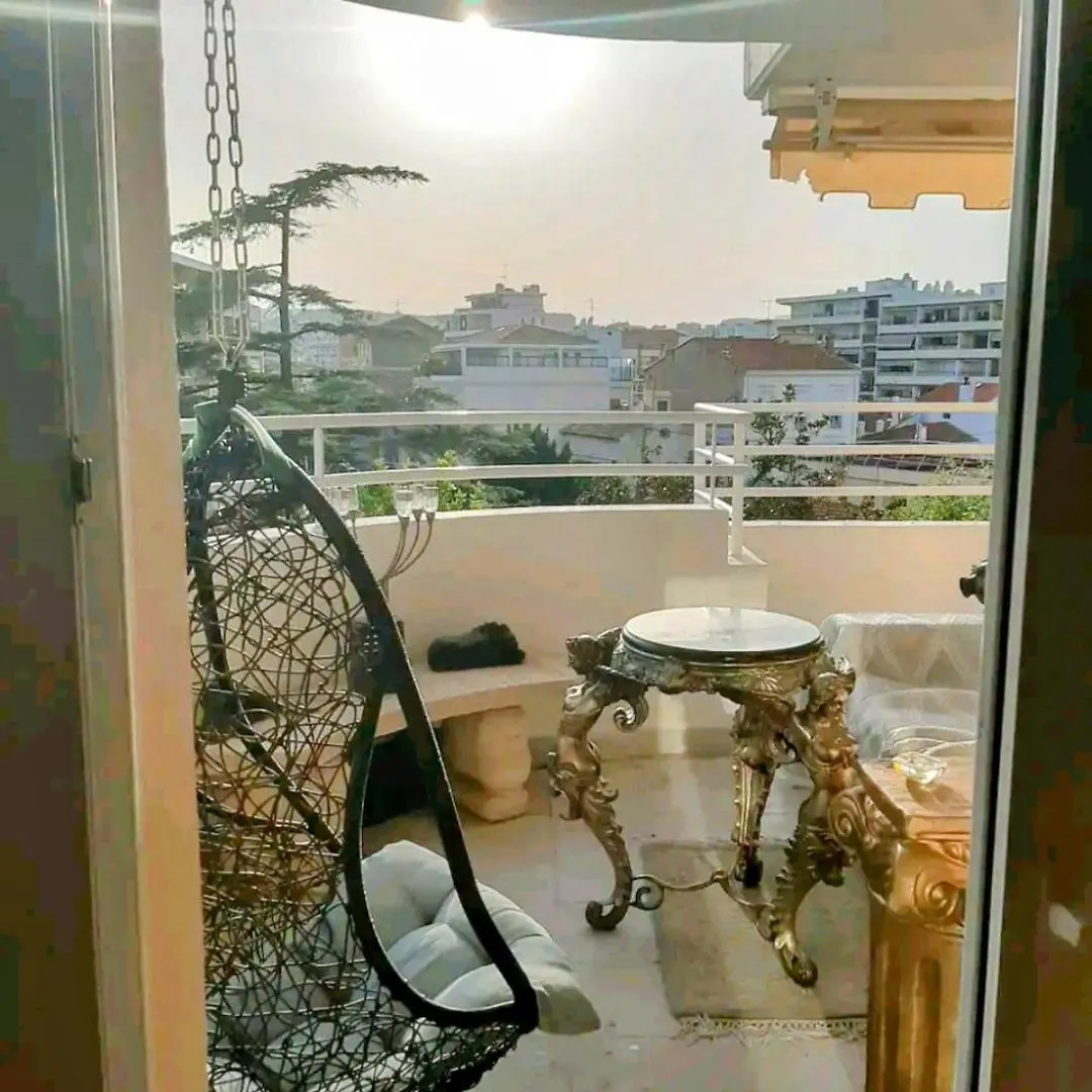 Two Rooms Terrace Cannes Apartment