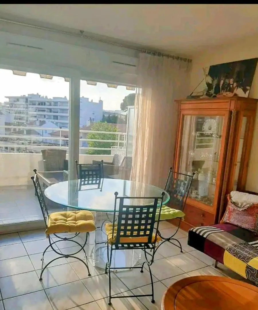 Apartment Two Rooms Terrace Cannes